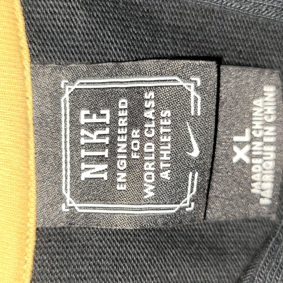 Y2k. Nike. Engineered for World Class Athletes. 3-Button Hoodie. Size XL. - Picture 3 of 8